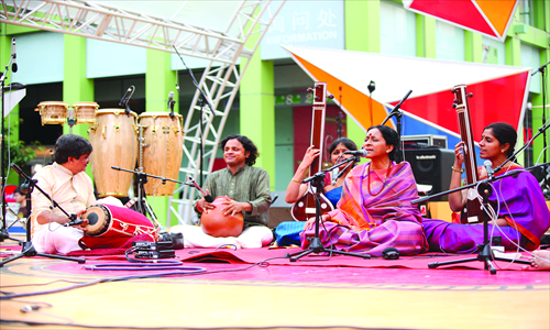 Jayashri and her ensemble perform at Lifehub@Jinqiao in Pudong New Area, Shanghai on May 4. Photo: Cai Xianmin/GT